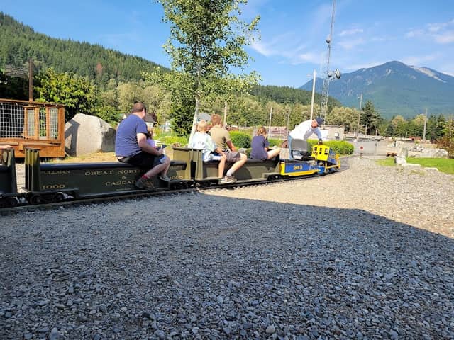 Great Northern & Cascade Railway - Image 3