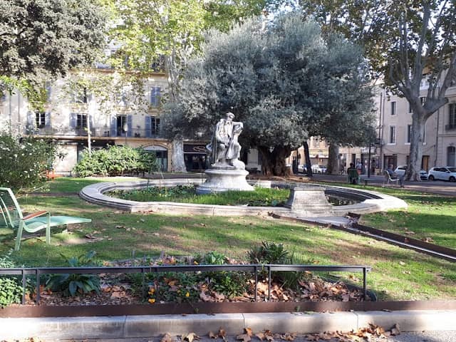 Square de la couronne - Image 1