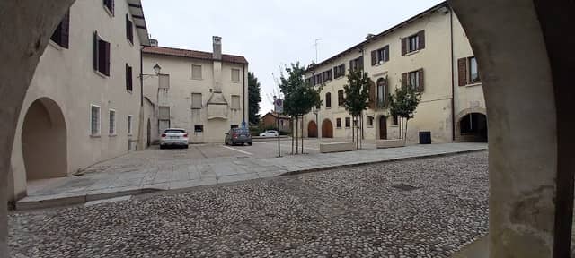 Piazza Ghetto - Image 2