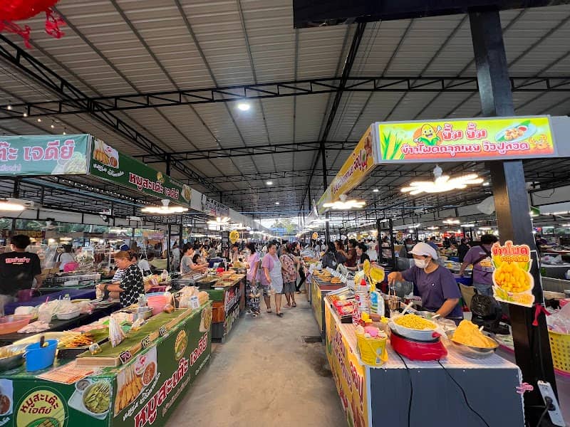 ตลาด ธนานนท์ สามแยก - Image 1