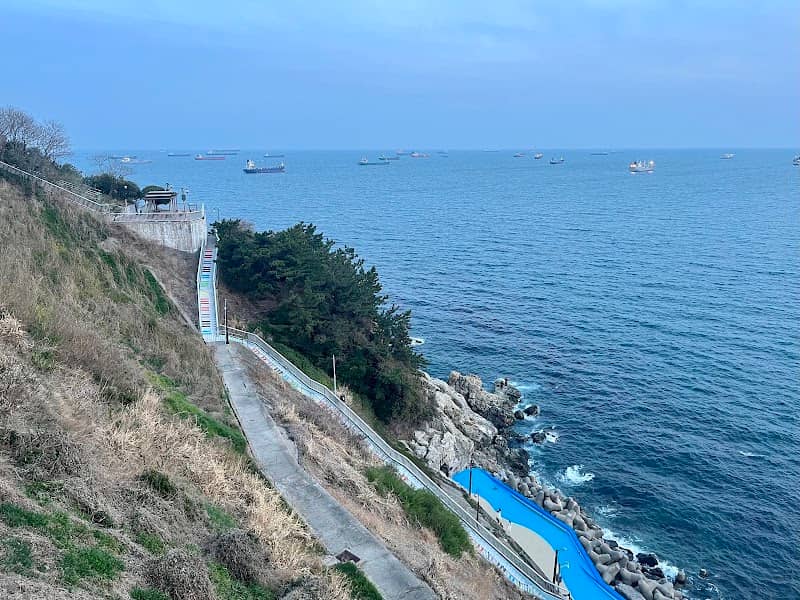 Jeoryeong Coastal - Image 2