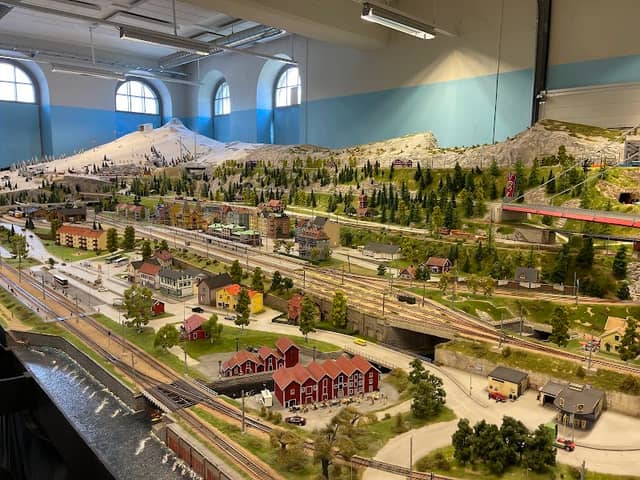 Miniature Kingdom - Image 1