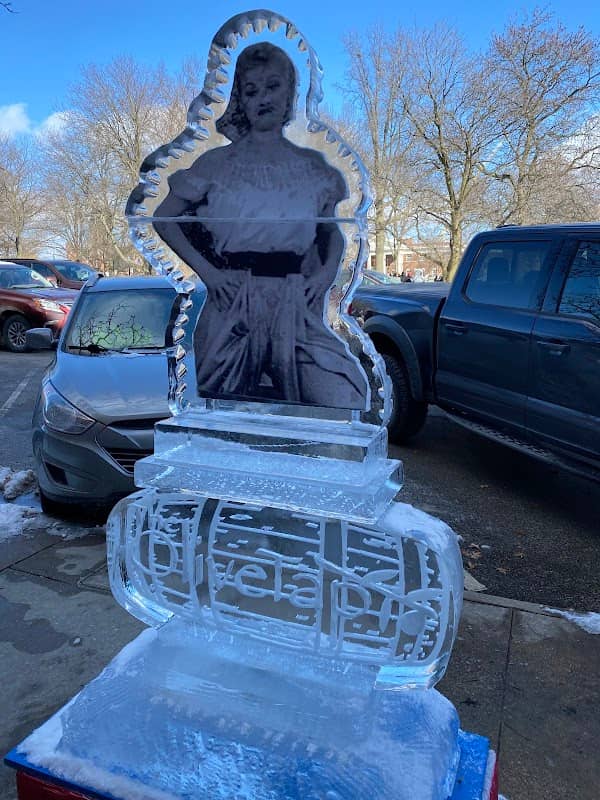 Medina Ice Festival - Image 2