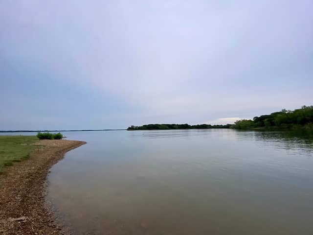 Lake Park Tennie Point - Image 1