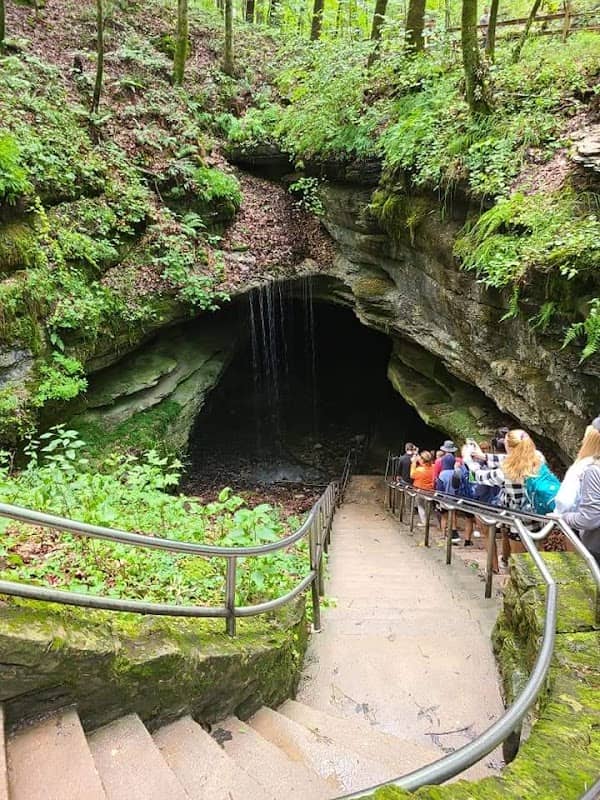 Mammoth Cave National Park Welcome Sign - Image 2