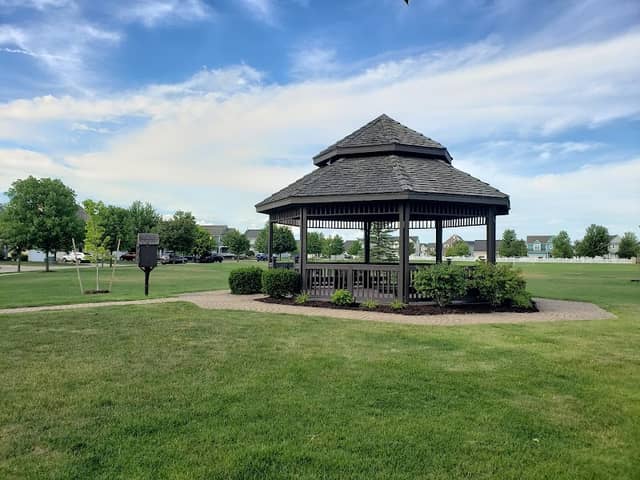 Decora Park - Image 2