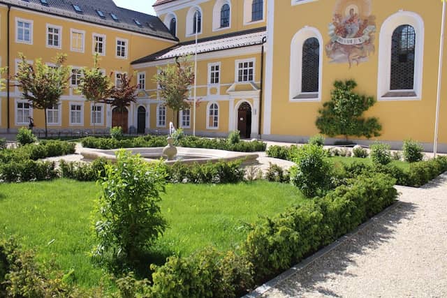 Seligenthal Brunnen - Image 2