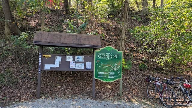 Glenmont Trailhead, Ohio to Erie Trail - Image 2