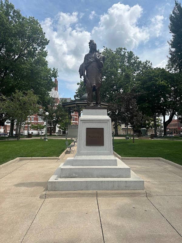Chief Mahaska Statue - Image 2