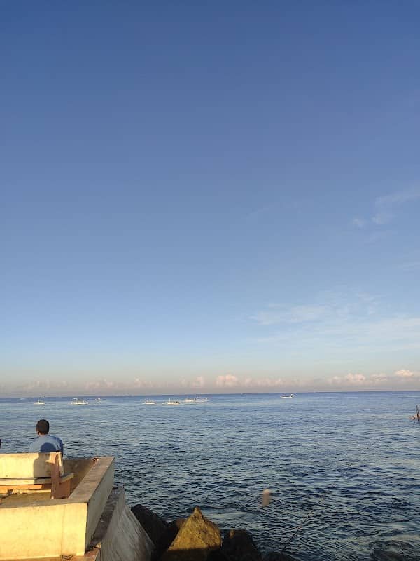 Pantai ampenan publik area - Image 2