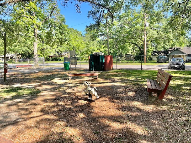Hertz Children Park - Image 1