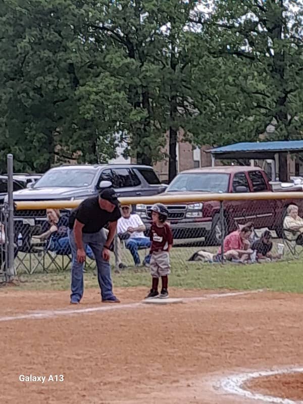 Hooks City Park - Image 1
