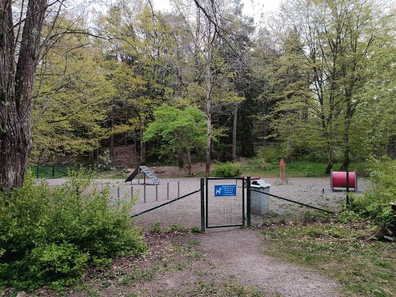 Hundrastgård Fisksätra (Gröna dalen) - Image 1