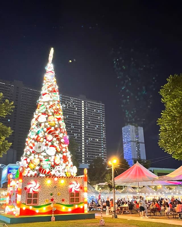 Greenfield Christmas Tree - Image 2