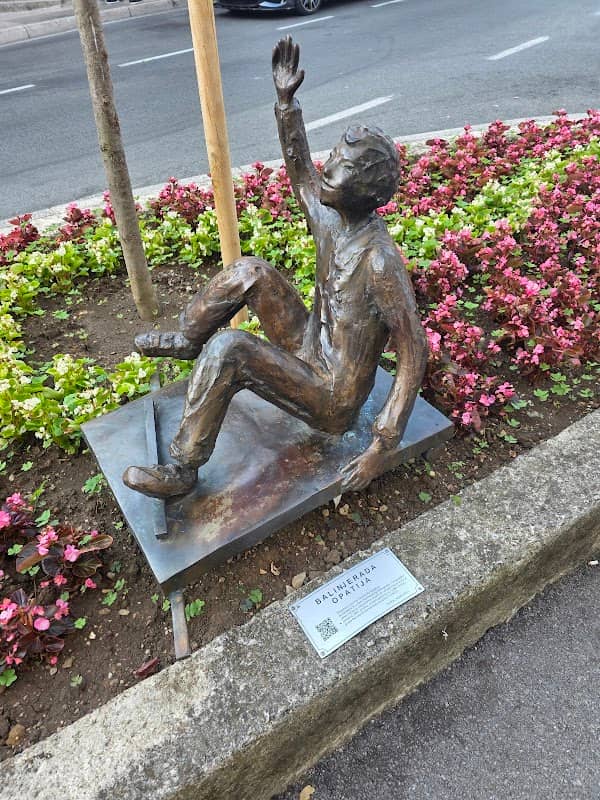Opatija Balinjerada Sculture - Image 1