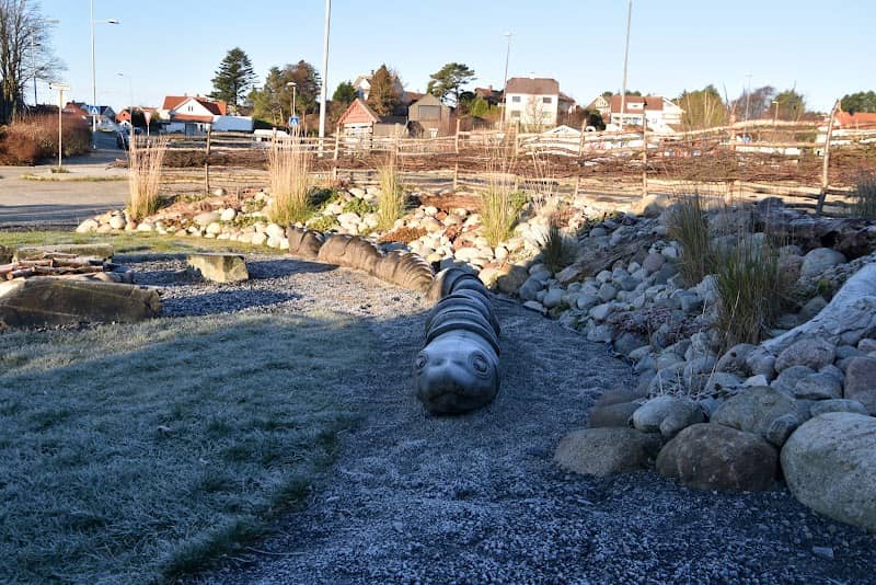 Tananger Harbour Park - Image 1