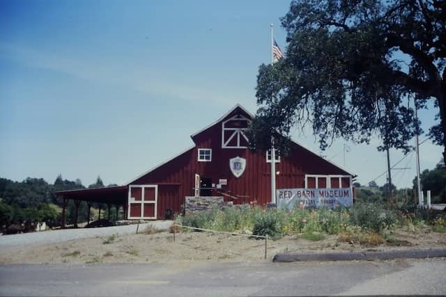 Red Barn Museum - Image 2