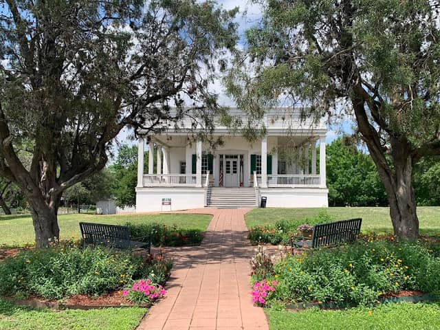 Sebastopol House Historic Site - Image 1