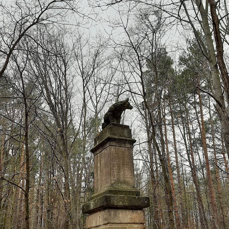 Wolfsdenkmal Weinböhla - Image 1