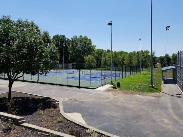 Blue Springs Park - Image 1