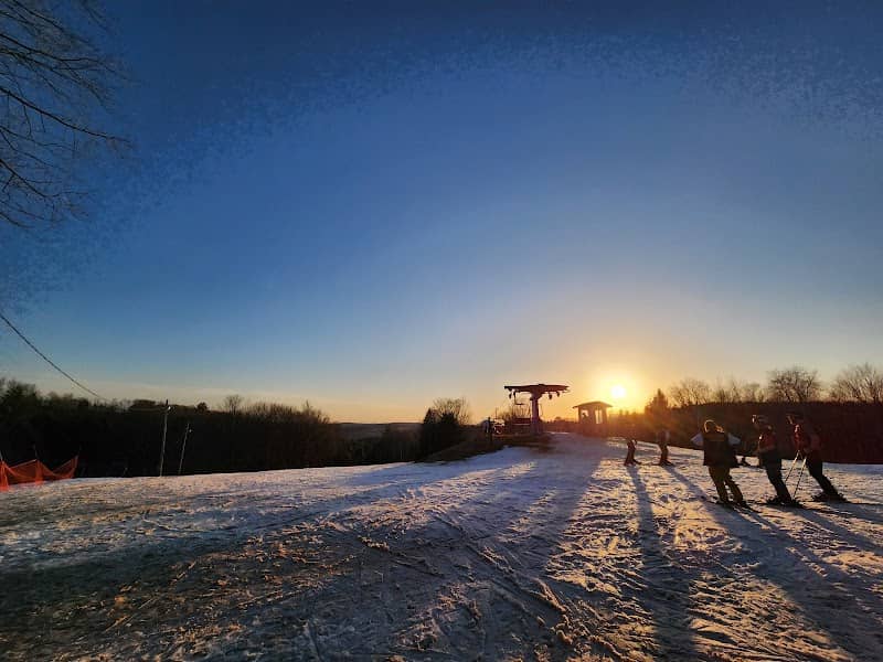 Ski lift - Image 1