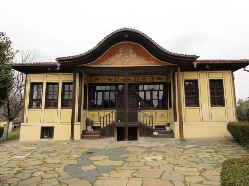 Art Gallery "Nikola Manev" - Image 1
