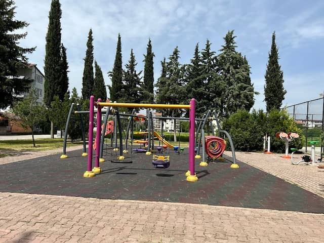Park - Image 1