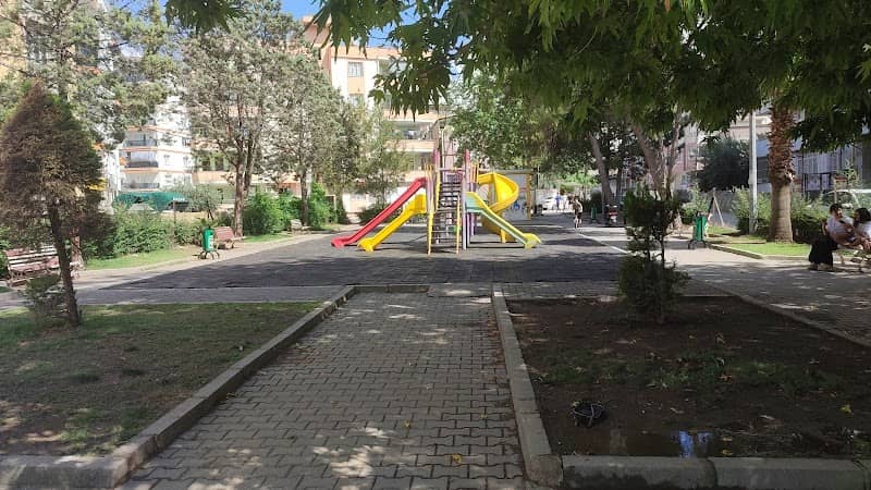 Mehmet Akif Ersoy park - Image 1