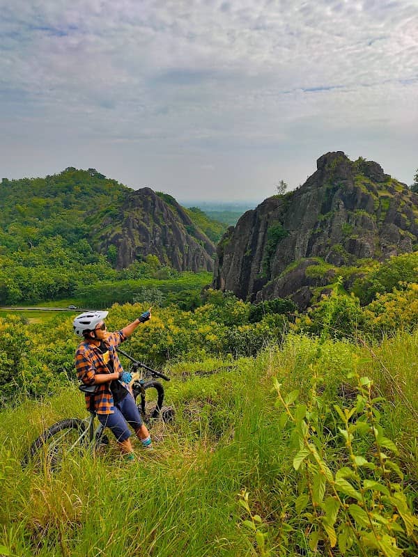 Platar Ombo Gentan Geopark Village - Image 1