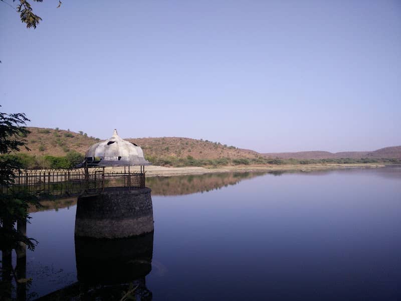 Chatri Talav Garden - Image 1
