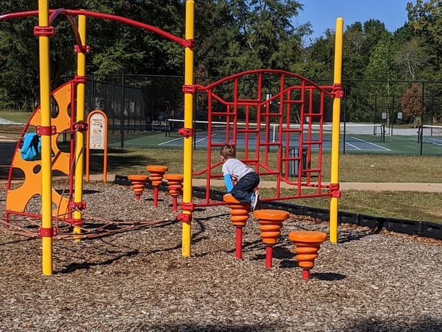 Veterans Park - Image 1