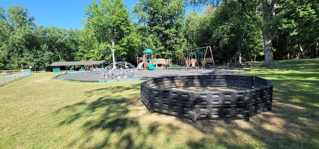 Russell R Joy Park Lower Pavilion - Image 2