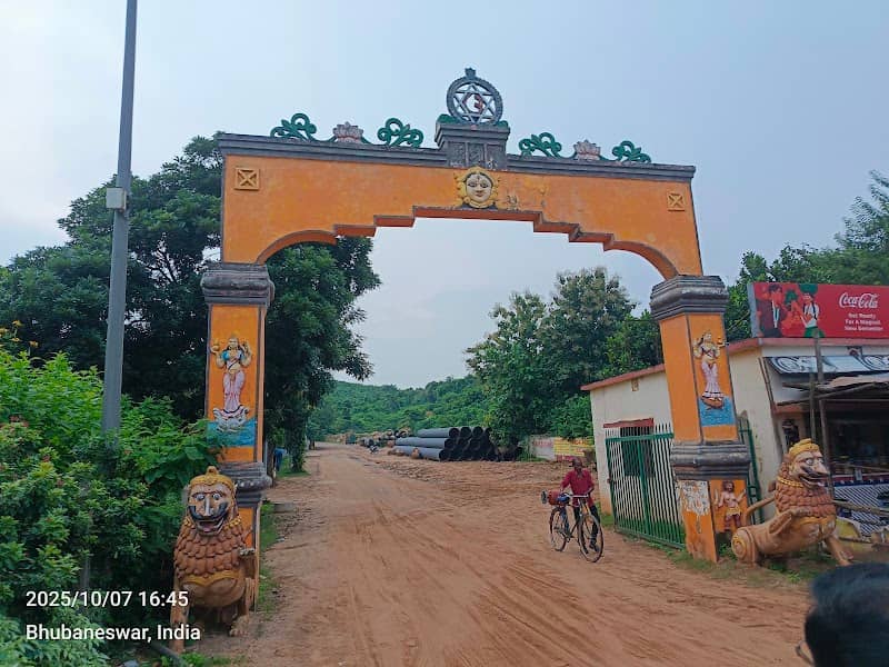 Shikhar Chandi Temple - Image 2