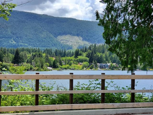 Mile 77 Park - Image 2