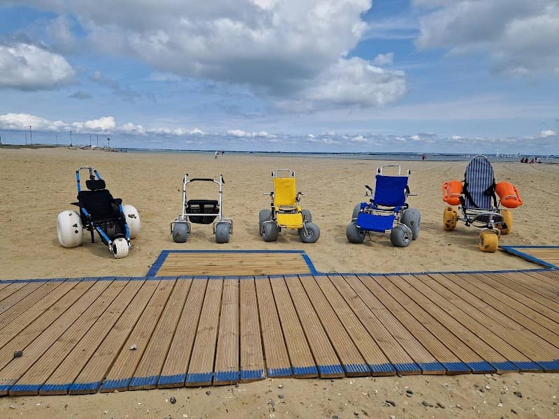 Harbour Beach boardwalk - Image 2