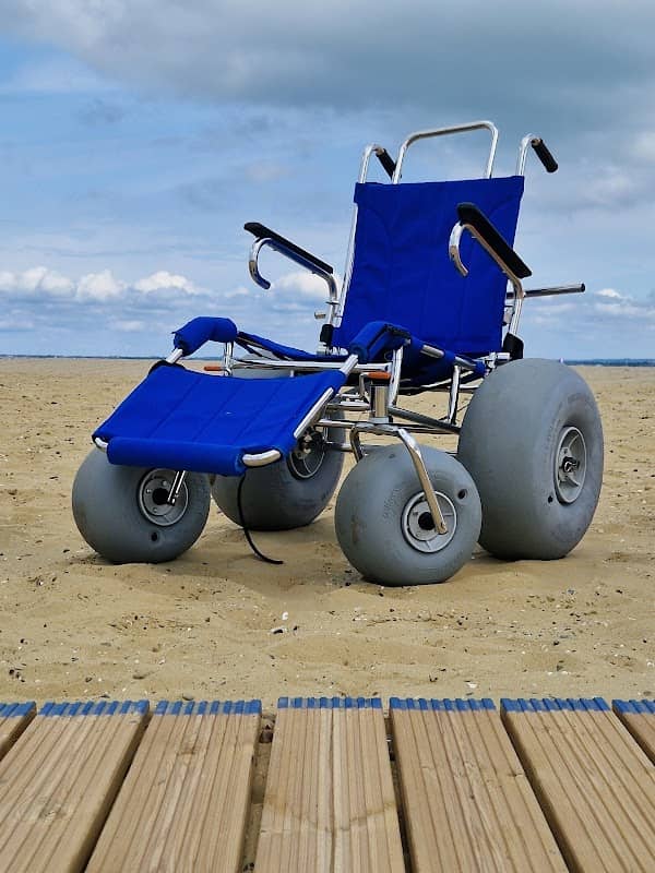 Harbour Beach boardwalk - Image 1