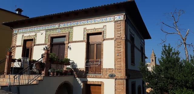 Bisenti - Image 1
