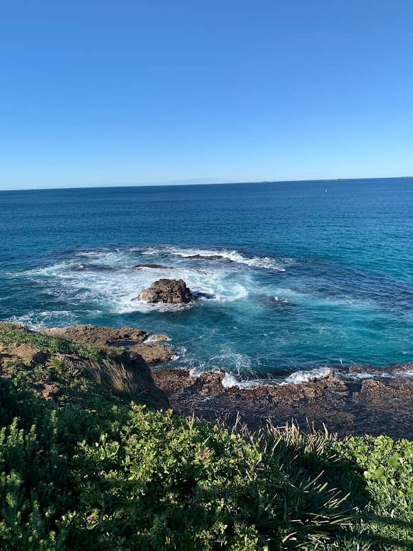 Flagstaff Point Lighthouse Lookout - Image 1