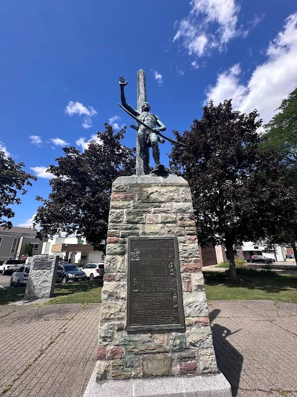 Village Square Park - Image 1
