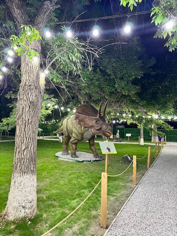 Dinopark - Image 1