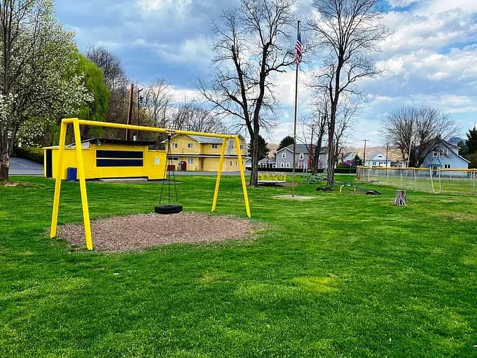 West End Park - Image 1