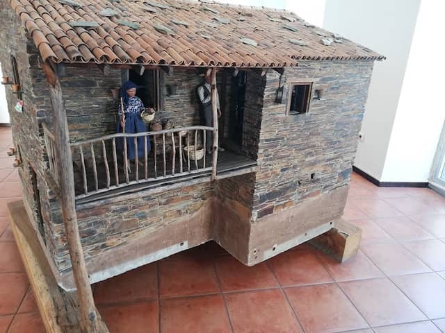 Museu Etnográfico Dr. Louzã Henriques - Image 1
