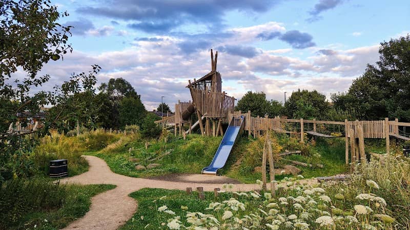 Harwoods Adventurous Playground - Image 1