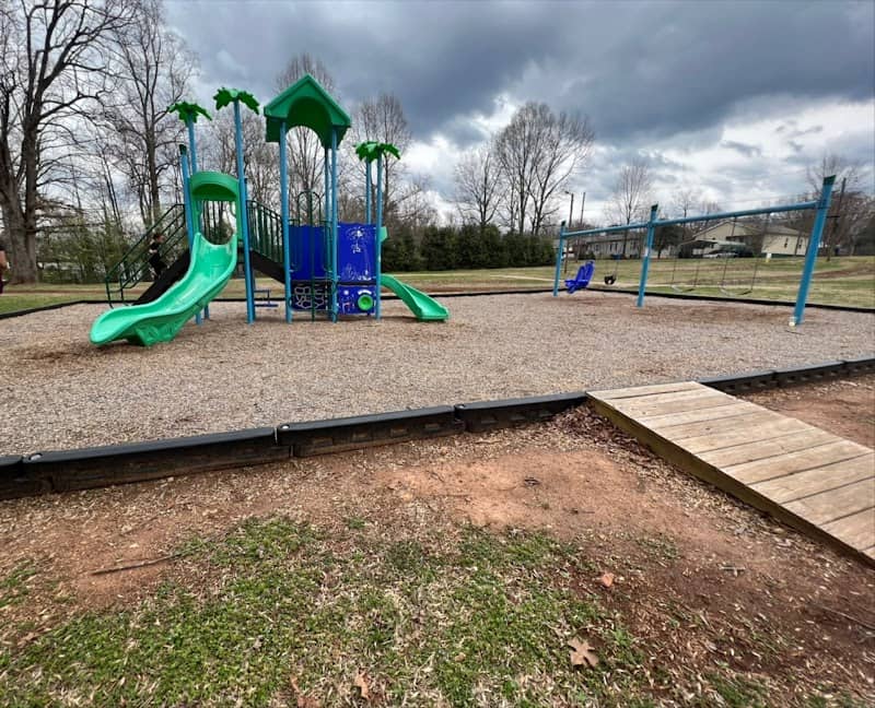 Majestic Park - Image 1