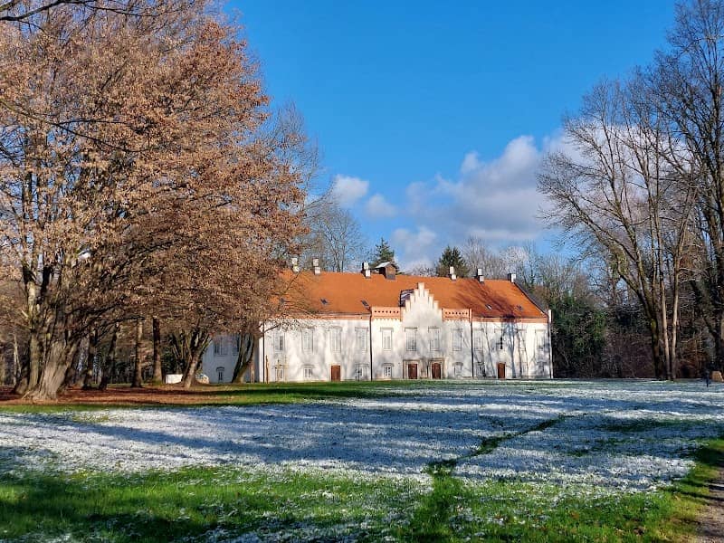 Novi Dvori - Image 2