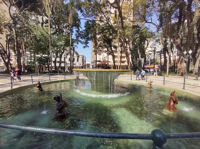 Osório Square Fountain - Image 3