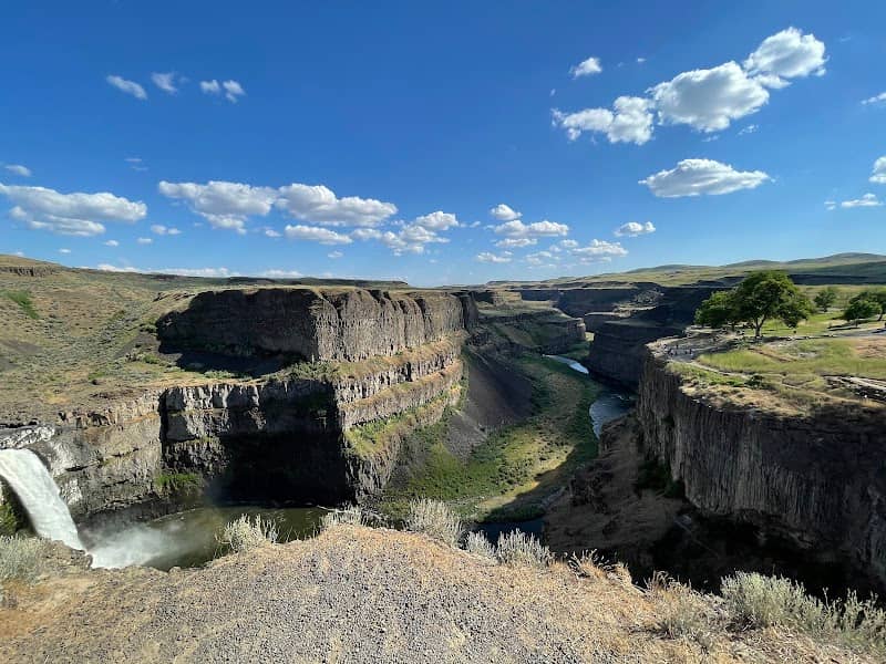 Palouse Falls parking & trails - Image 2