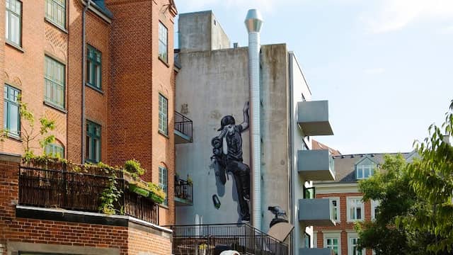 Street art - Good Luck, Kid - Image 1