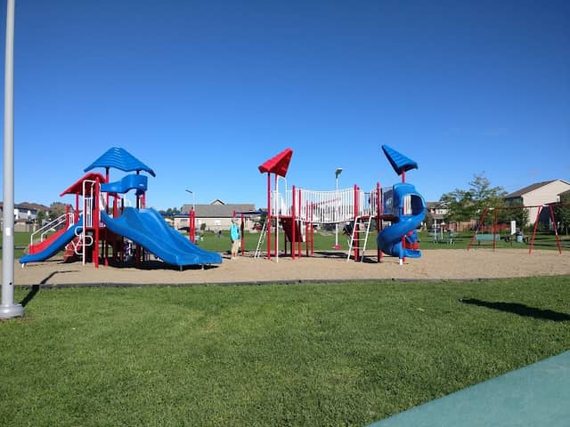 Deschamps Park - Image 1