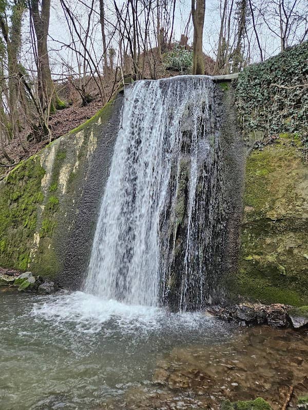 Cascade - Image 1
